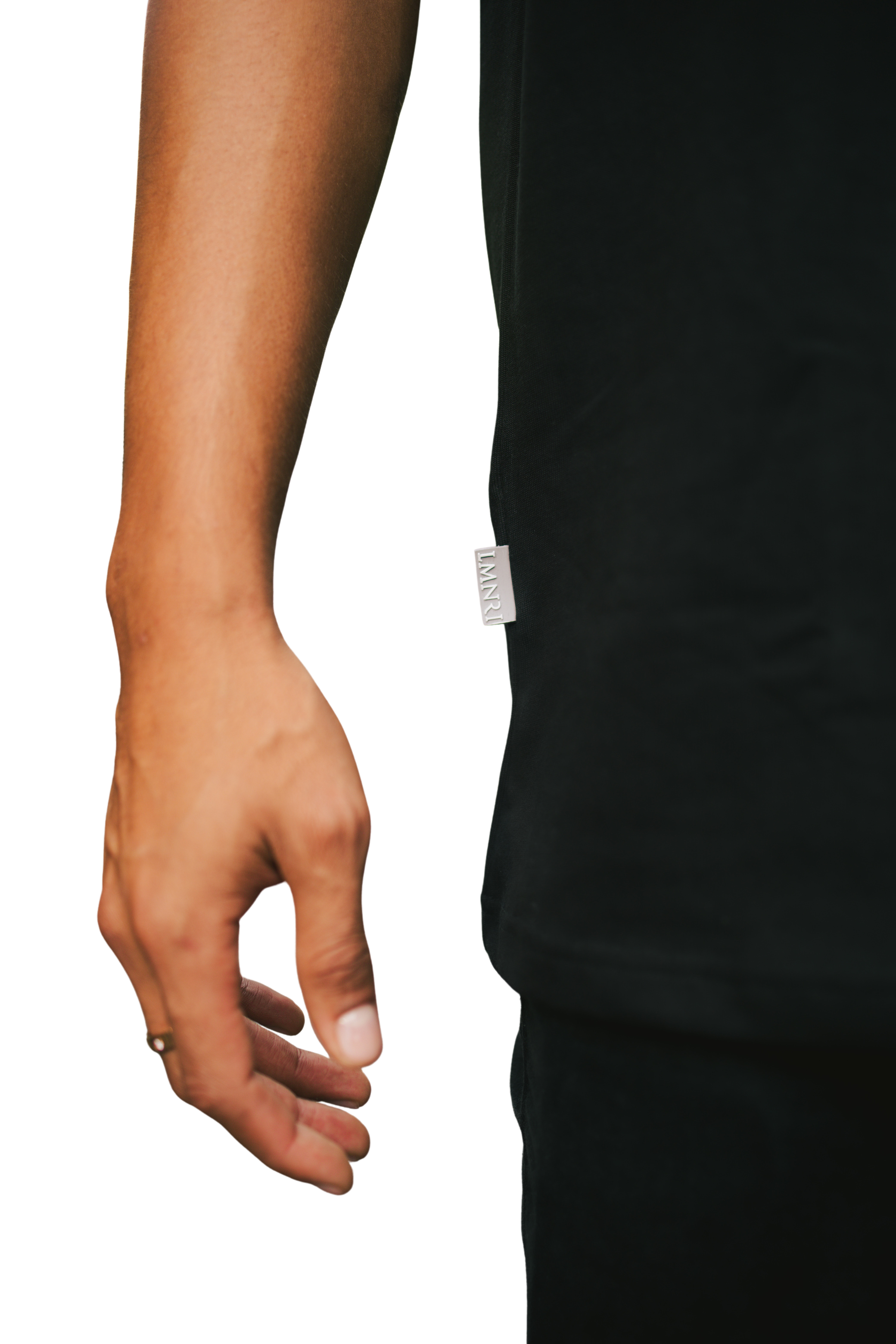 Luxar – Tee
